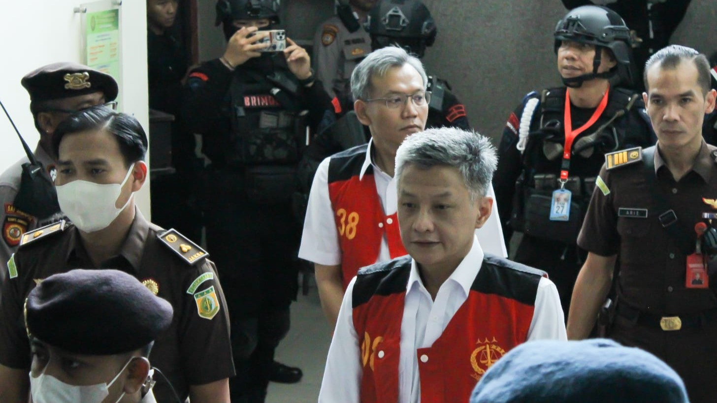 Berita Foto Tersangka Kasus Obstruction Of Justice Hendra Kurniawan