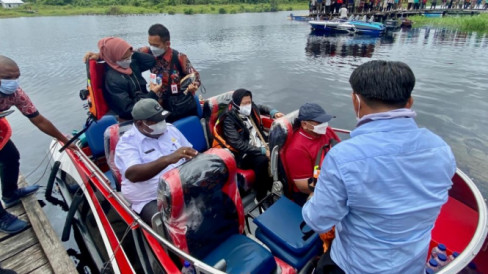 Mengunjungi Kampung Terpencil Di Agats Mensos Bermalam Di Kompleks