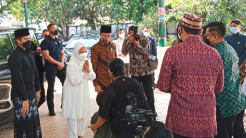 Lebaran Di Yogyakarta Presiden Dan Ibu Iriana Silaturahmi Ke Keraton