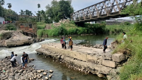 Pemancing Ikan Di Binjai Temukan Jasad Janin Bayi Di Aliran Sungai