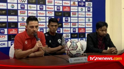 Reaksi Javier Roca Seusai Dipermalukan Persib Saya Kecewa Mental