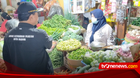 Cegah Inflasi Walikota Madiun Maidi Ngantor Di Pasar Besar Madiun