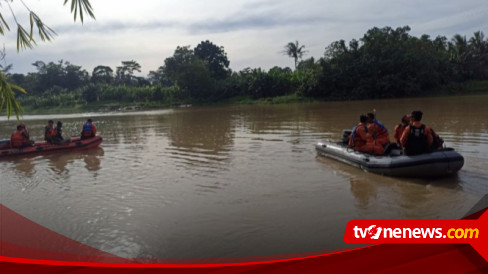 Tim Sar Gabungan Sisir Warga Hanyut Di Sungai Ciujung