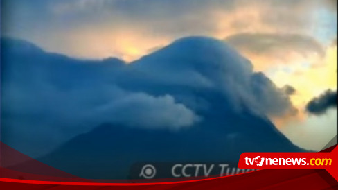 Dalam 12 Jam Gunung Merapi Tunjukkan Aktivitas Kegempaan Guguran 12 Kali