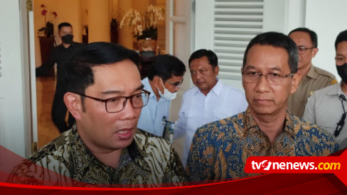 Gubernur Ridwan Kamil Sambangi Heru Budi Di Balai Kota Bahas Banjir