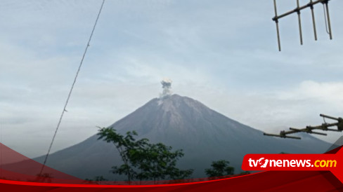 Gunung Semeru Kembali Erupsi Dengan Ketinggian Letusan Meter