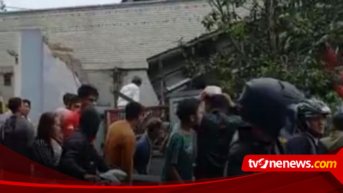 Polisi Selidiki Penyebab Kecelakaan Truk Tabrak Rumah Di Cianjur