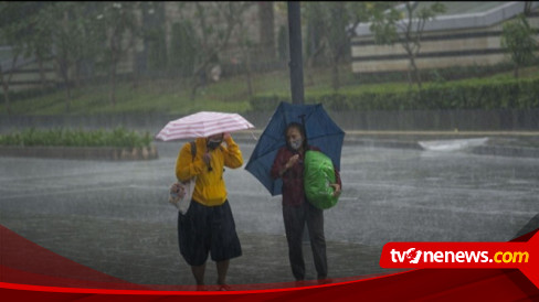 BMKG Keluarkan Peringatan Dini Cuaca Hujan Disertai Petir Di Sebagian