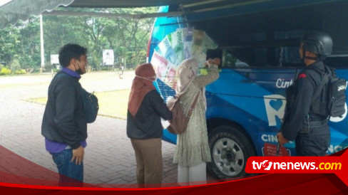 Masyarakat Medan Antusias Tukar Uang Untuk Lebaran