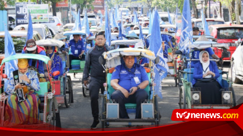 35 Bacaleg PAN Maros Naik Becak Daftar Ke KPU