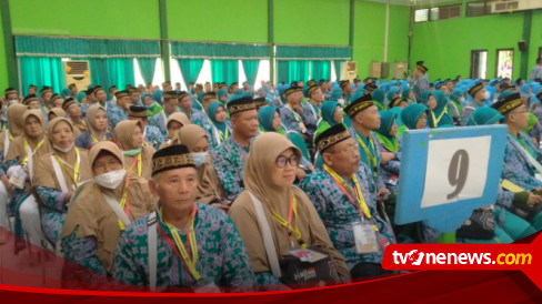 Sudah 86 Jemaah Haji Embarkasi Surabaya Berangkat Ke Tanah Suci