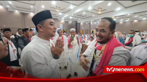 Wali Kota Eri Cahyadi Titip Doa Untuk Surabaya Ke Jemaah Haji