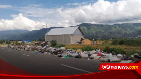 Masyarakat Koto Dumo Dan Desa Baru Debai Geram Tumpukan Sampah