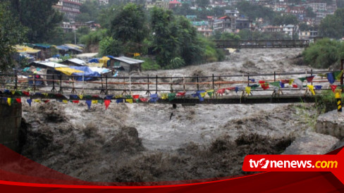 Banjir Dan Tanah Longsor Terjang India Orang Tewas