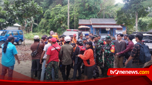 Tim Sar Gabungan Lakukan Pencarian Korban Terseret Ombak Pantai