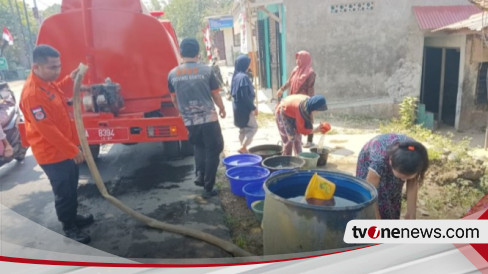 Kekeringan Di Lebak Kian Meluas Pemkab Pasok Air Bersih Warga