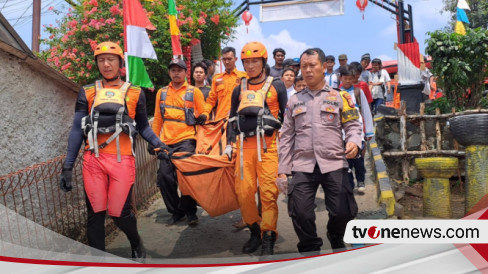 Pilu Bocah Tahun Tewas Tenggelam Di Kali Ciliwung Tim Sar Temukan