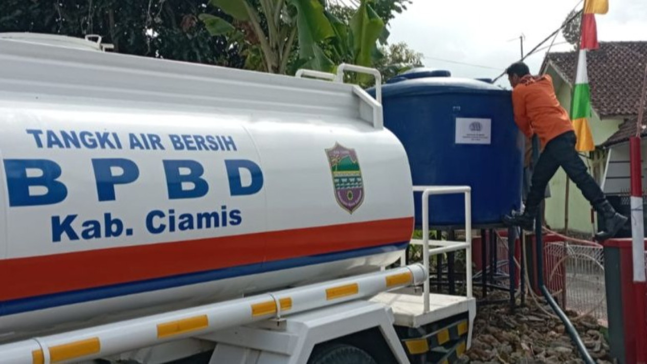 BPBD Ciamis Salurkan Bantuan Air Bersih Ke Desa Terdampak Kekeringan