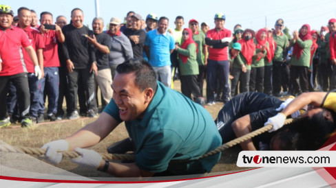 Semarak Kemerdekaan Ri Bupati Blora Dan Kawan Kawan Berjatuhan Saat