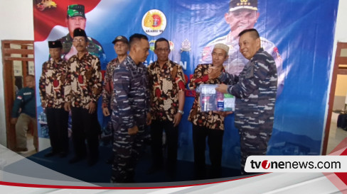 Dampak El Nino Koarmada II Surabaya Salurkan Bantuan Sembako Dan