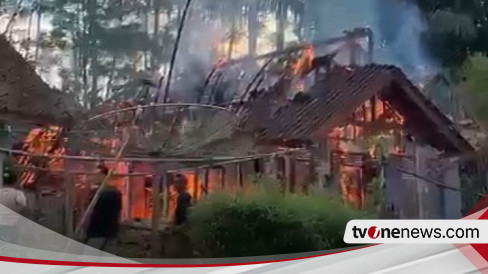 Akibat Korsleting Listrik Rumah Di Tasikmalaya Hangus Terbakar