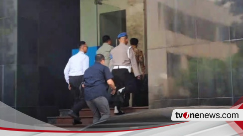 Mentan Syahrul Yasin Limpo Mendatangi Polda Metro Jaya