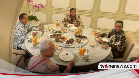 Pesan Tegas Anies Baswedan Duduk Di Seberang Jokowi Kenakan Batik