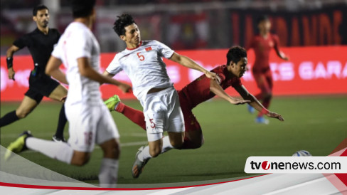 Timnas Indonesia Dapat Kabar Baik Bek Vietnam Doan Van Hau Kena Batunya