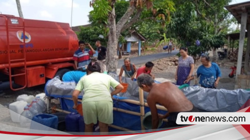 Kekeringan Bpbd Boyolali Kirim Enam Tangki Bantuan Air Bersih