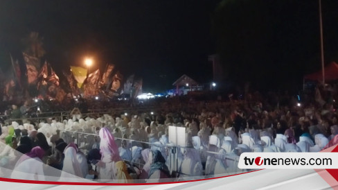 Jelang Pemilu 2024 Ribuan Warga Di Cilacap Gelar Sholawat Dan Doa Bersama