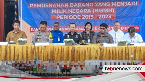 Bea Cukai Batam Sita Dan Musnahkan Barang Selundupan Senilai Rp 7 9 Miliar