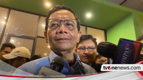 Respons Mahfud Soal Presiden Jokowi Pose 2 Jari Di Mobil Kepresidenan