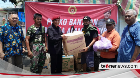 Korban Banjir Demak Masih Bertahan Di Pengungsian Bin Jateng Salurkan