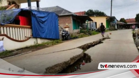 Dampak Fenomena Pergerakan Tanah Di Bojongmangu Bekasi Meluas