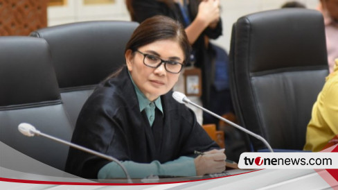 Kabar Bahagia DPR RI Desak Keras Menaker Ida Fauziyah Soal THR Untuk