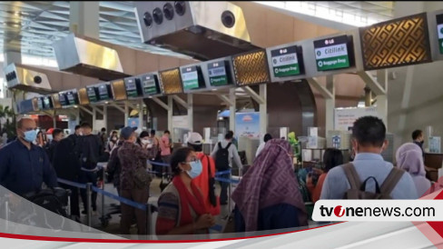 Arus Balik Lebaran 99 Ribu Penumpang Mendarat Di Bandara Soekarno