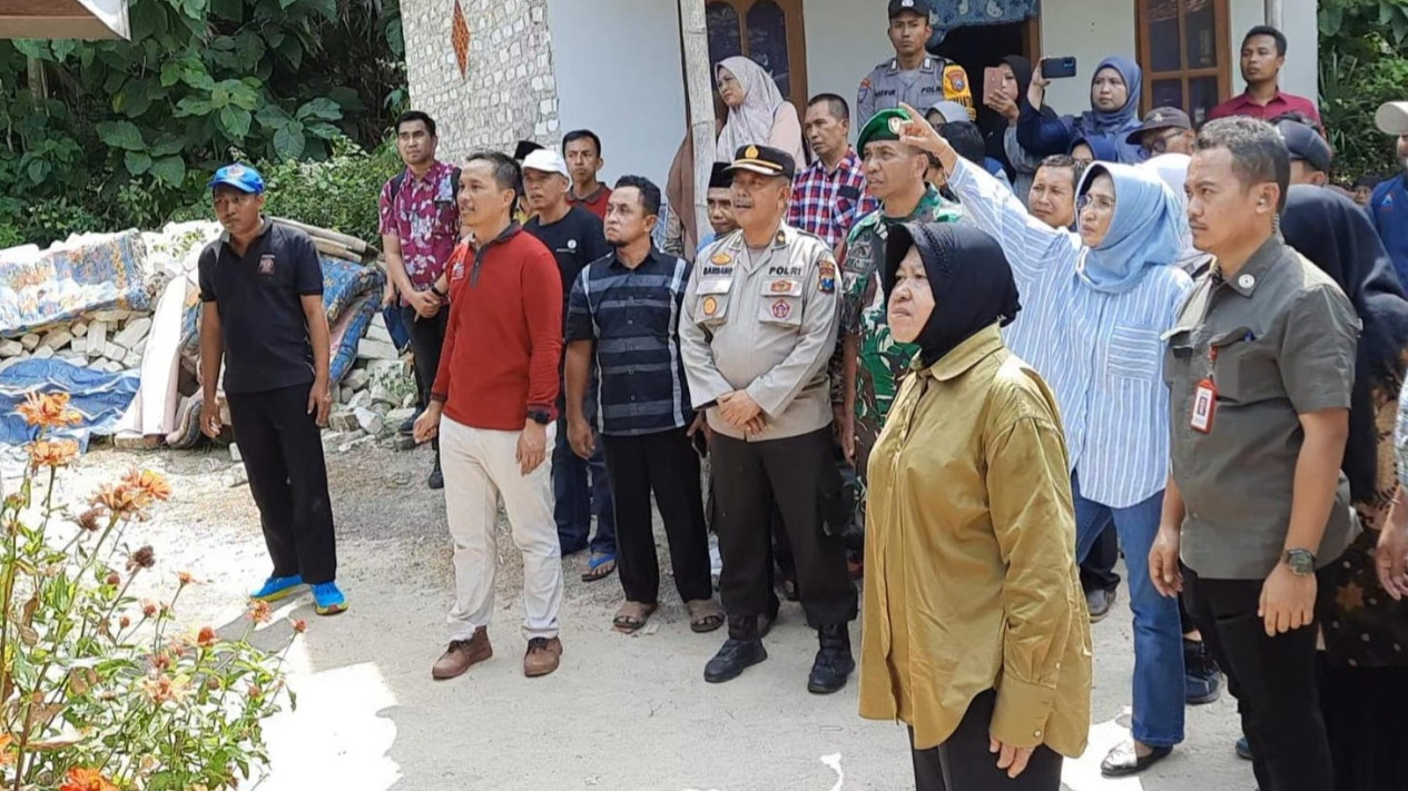 Momen Mensos Risma Geram Minta Rumah Warga Di Pamekasan Dirobohkan