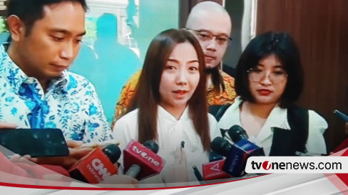 Perempuan Cantik Korban Asusila Ketua KPU Hasyim Asy Ari Muncul Di Mata