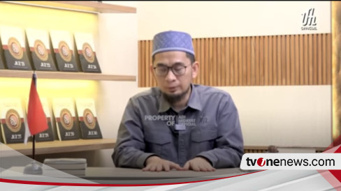 Mulai Sekarang Baca 2 Surah Ini Yang Tertulis Di Ka Bah Kata Ustaz Adi