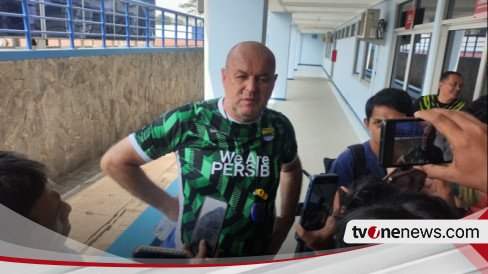 Bojan Hodak Beri Kabar Buruk Jelang Persib Bandung Jamu Arema Tiga