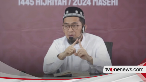 Malam Ini Belajar Shalat Tahajud Ustaz Adi Hidayat Ungkap Waktu