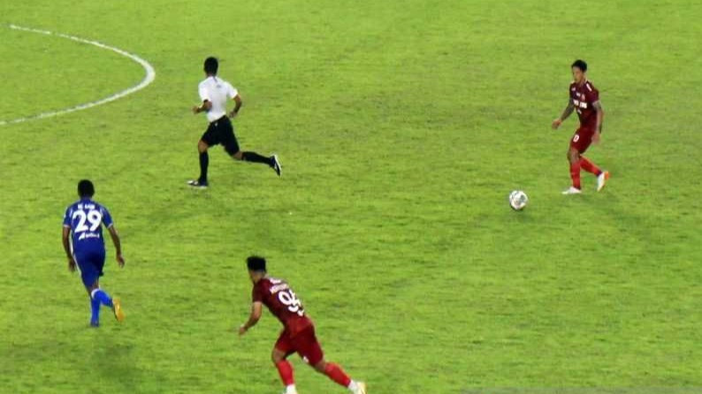 Tak Sudi Lagi Main di Liga Indonesia, 5 Pemain Asing Ini Langsung Hengkang Walau Tampil Bagus: Selamat Datang di Sirkus
            - galeri foto