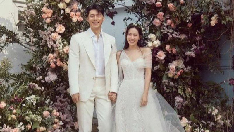 Hyun Bin dan Son Ye Jin telah resmi menikah