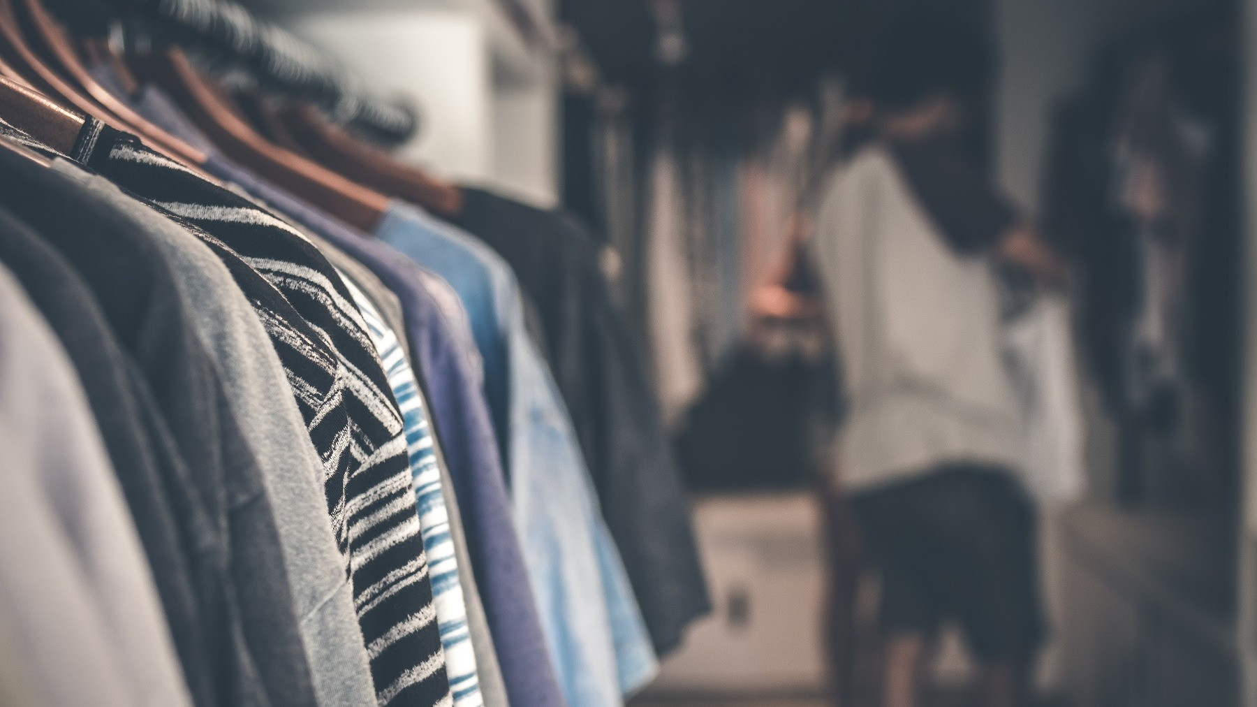 Tips Mengelola Dana THR Selama Lebaran
            - galeri foto