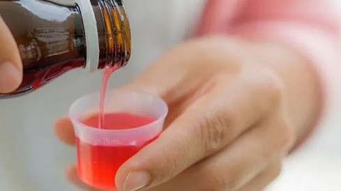 Ilustrasi obat sirup anak