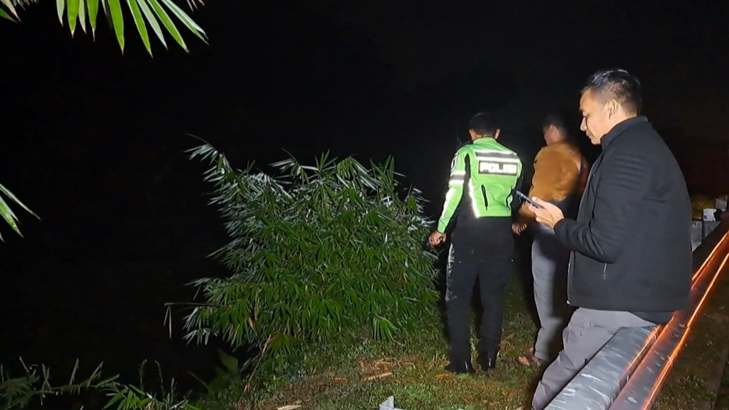 Polisi Periksa Lokasi Pelemparan Batu di Tol Semarang Solo KM 460