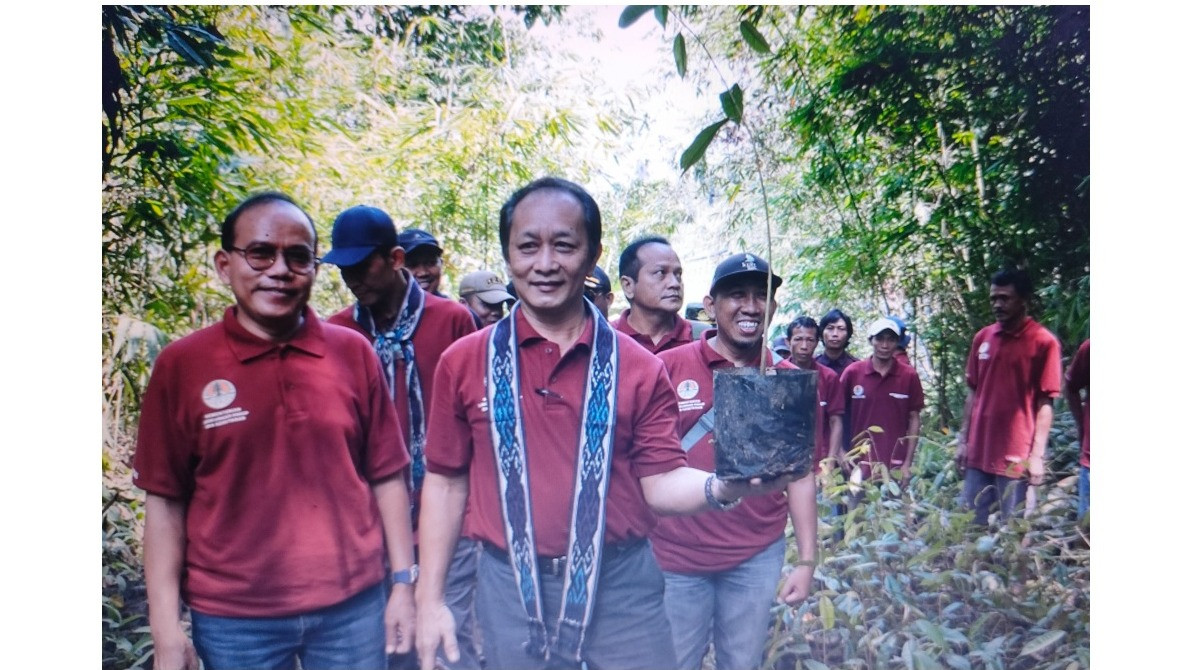 BPDAS Kapuas Kalimantan Barat Melakukan Rehabilitasi Hutan dan Lahan untuk Antisipasi Bencana Banjir.