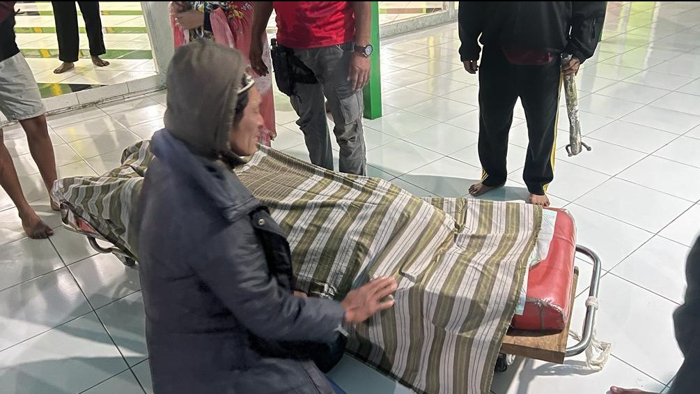 Polres Dogiyai Lakukan Proses Pencarian, 6 Korban Berhasil Dievakuasi
            - galeri foto