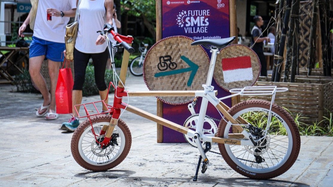 Sepeda bambu GORo yang merupakan karya kolaborasi dari Spedagi dari Temanggung, pabrik sepeda nasional United di Citeureup Jawa Barat, dan Yayasan Bambu Lestari.