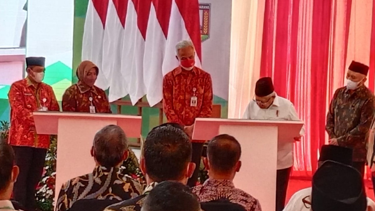 Wapres KH Ma'ruf Amin Resmikan Gedung PLUT Kabupaten Purworejo
            - galeri foto